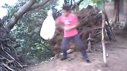安东尼马库斯比赛，小巷中的隐藏精彩对决