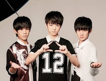 TFBoys最新合照，青春记忆与话题的绚烂交织